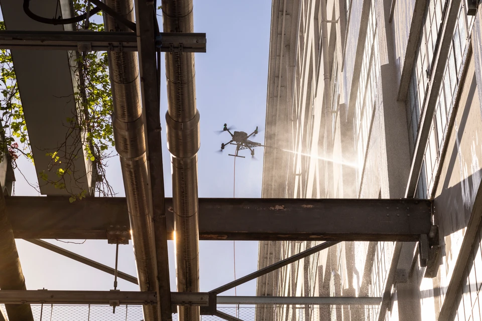 Inspection Commerciale Du Toit Par Drone