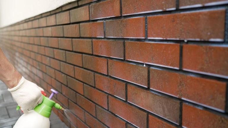 Pourquoi traiter sa façade avec un hydrofuge à Béthune ?